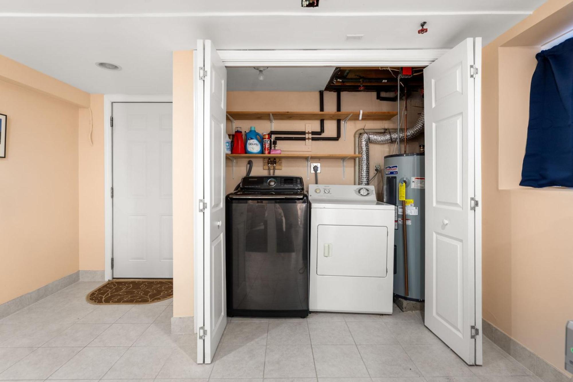 Hot Tub, Electric Bikes, Solo Stove, Projector, Smores Marblehead Exterior photo