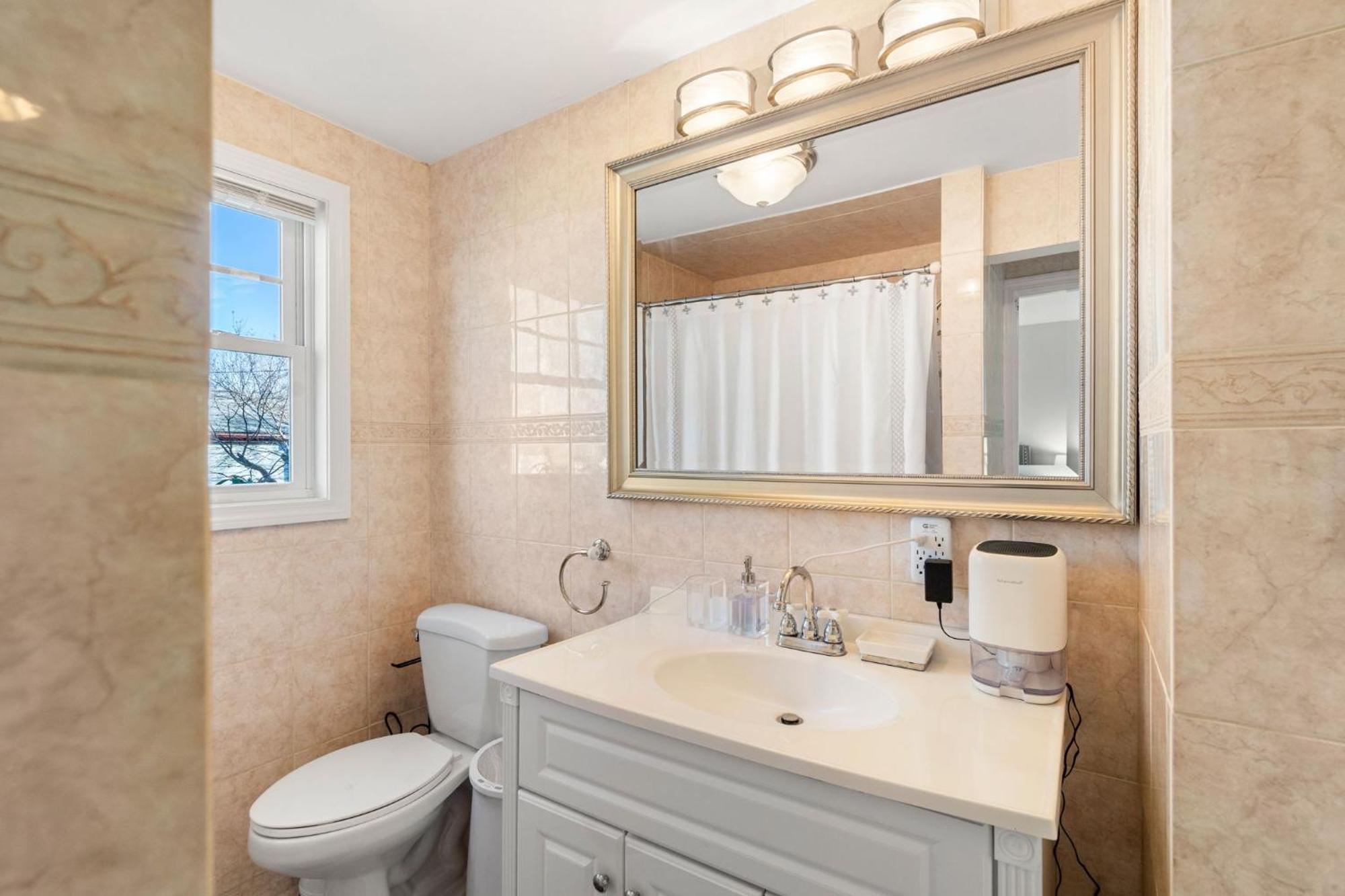Hot Tub, Electric Bikes, Solo Stove, Projector, Smores Marblehead Exterior photo