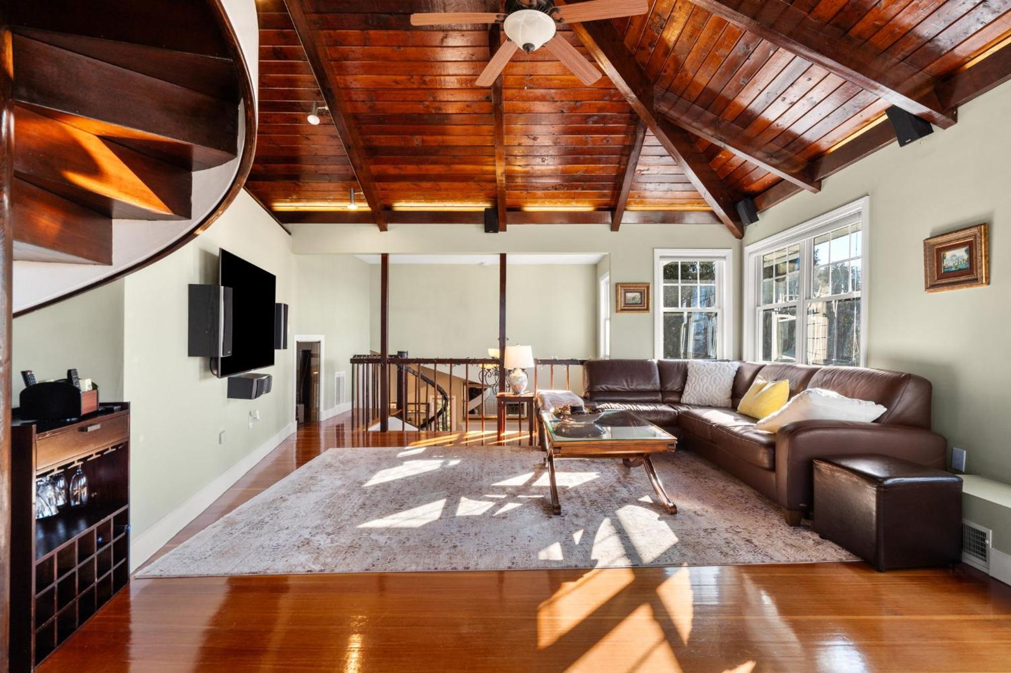 Hot Tub, Electric Bikes, Solo Stove, Projector, Smores Marblehead Exterior photo