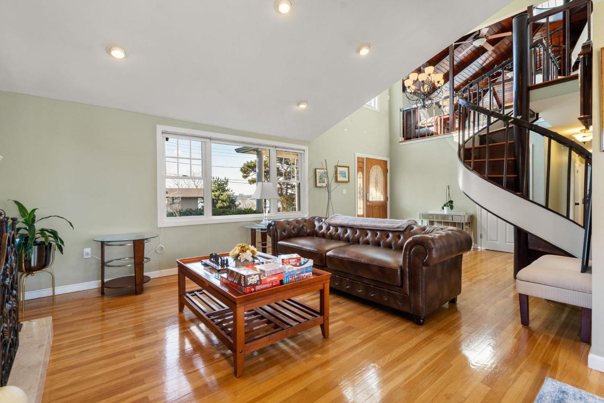 Hot Tub, Electric Bikes, Solo Stove, Projector, Smores Marblehead Exterior photo